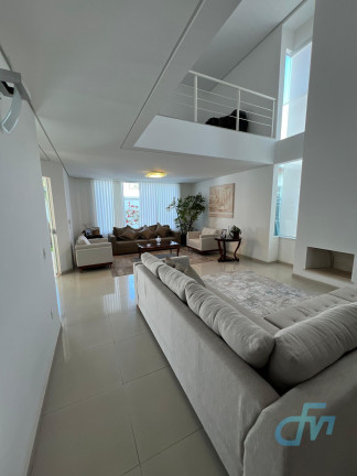 Imagem Casa com 3 Quartos à Venda, 348 m² em Vila Oliveira - Mogi Das Cruzes Imagem Casa com 3 Quartos à Venda, 348 m² em Vila Oliveira - Mogi Das Cruzes