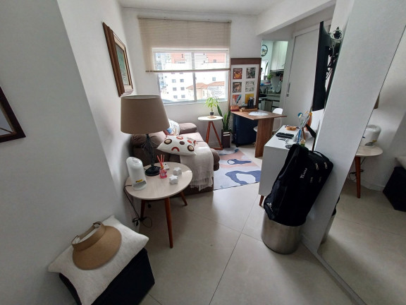 Imagem Apartamento com 1 Quarto à Venda, 24 m² em Centro - Curitiba Imagem Apartamento com 1 Quarto à Venda, 24 m² em Centro - Curitiba