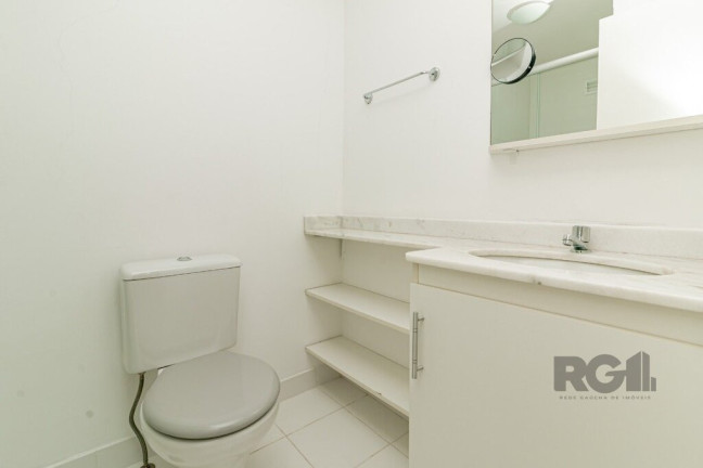 Imagem Imóvel com 2 Quartos à Venda, em Vila Ipiranga - Porto Alegre Imagem Imóvel com 2 Quartos à Venda, em Vila Ipiranga - Porto Alegre