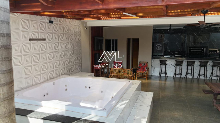 Imagem Sobrado com 3 Quartos à Venda, 430 m² em Pioneiros - Campo Grande Imagem Sobrado com 3 Quartos à Venda, 430 m² em Pioneiros - Campo Grande