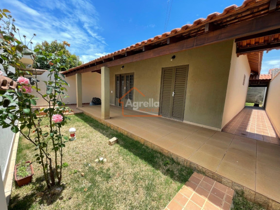 Imagem Casa com 2 Quartos à Venda, 300 m² em Jardim Suécia I - Mogi Guaçu Imagem Casa com 2 Quartos à Venda, 300 m² em Jardim Suécia I - Mogi Guaçu