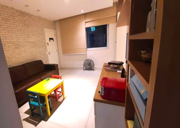 Imagem Apartamento com 2 Quartos à Venda, 87 m² em Urca - Rio De Janeiro Imagem Apartamento com 2 Quartos à Venda, 87 m² em Urca - Rio De Janeiro