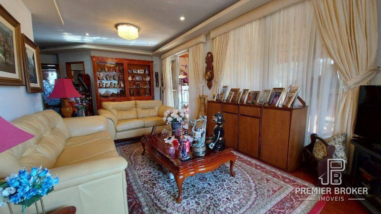Imagem Cobertura com 2 Quartos à Venda, 156 m² em Várzea - Teresópolis