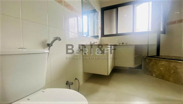 Imagem Apartamento com 3 Quartos à Venda, 136 m² em Santo Amaro - São Paulo