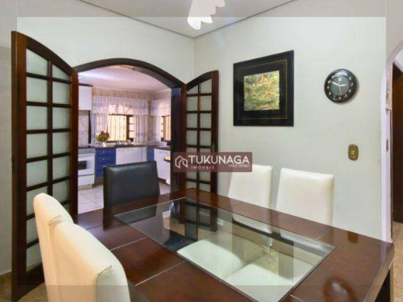 Imagem Casa com 3 Quartos à Venda, 300 m² em Vila Galvão - Guarulhos