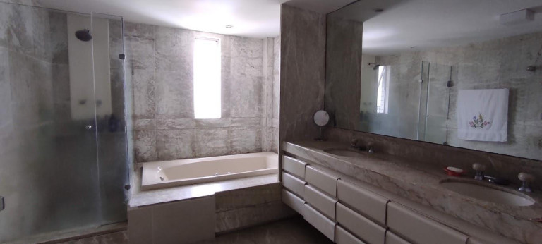 Imagem Apartamento com 4 Quartos à Venda, 517 m² em Jaqueira - Recife Imagem Apartamento com 4 Quartos à Venda, 517 m² em Jaqueira - Recife