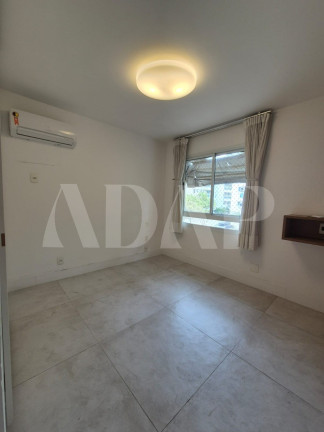 Imagem Imóvel com 3 Quartos à Venda, 110 m² em Barra Da Tijuca - Rio De Janeiro Imagem Imóvel com 3 Quartos à Venda, 110 m² em Barra Da Tijuca - Rio De Janeiro