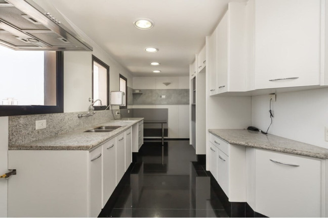 Imagem Apartamento com 3 Quartos à Venda, 213 m² em Vila Suzana - São Paulo Imagem Apartamento com 3 Quartos à Venda, 213 m² em Vila Suzana - São Paulo