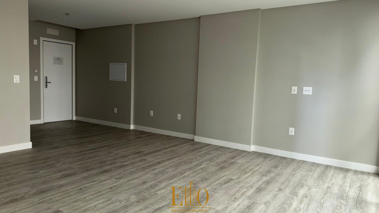 Imagem Flat com 1 Quarto à Venda, 40 m² em Meia Praia - Itapema Imagem Flat com 1 Quarto à Venda, 40 m² em Meia Praia - Itapema