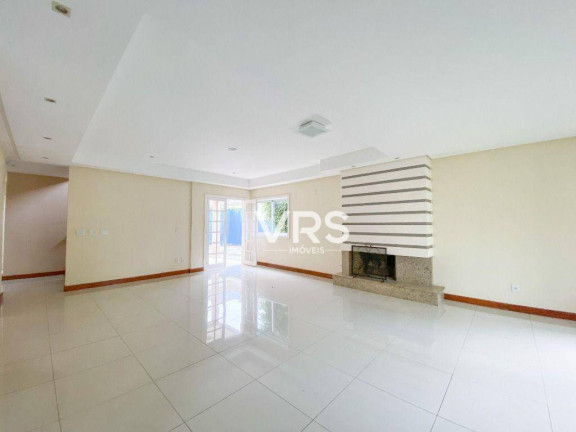 Imagem Casa com 5 Quartos à Venda, 341 m² em Várzea - Teresópolis Imagem Casa com 5 Quartos à Venda, 341 m² em Várzea - Teresópolis