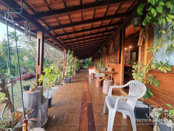 Imagem Casa com 4 Quartos à Venda, 300 m² em Albuquerque - Teresópolis