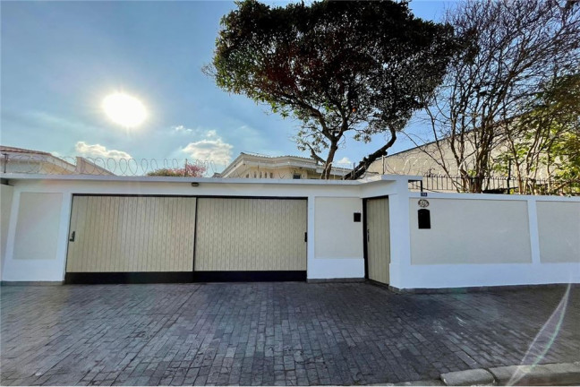 Casa com 4 Quartos à Venda, 421 m² em Vila Rosália - Guarulhos