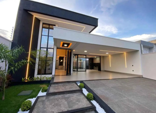 Casa com 4 Quartos à Venda, 238 m² em Moinho Dos Ventos - Goiania
