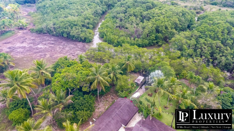 Imagem Casa com 4 Quartos à Venda, em Camamu Imagem Casa com 4 Quartos à Venda, em Camamu