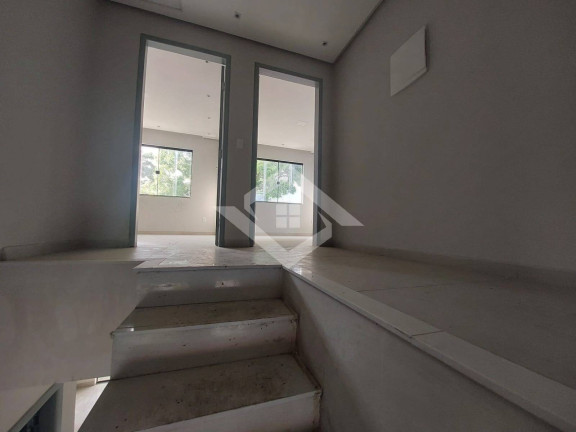 Imagem Casa de Condomínio com 3 Quartos à Venda, 130 m² em Guaratiba - Rio De Janeiro