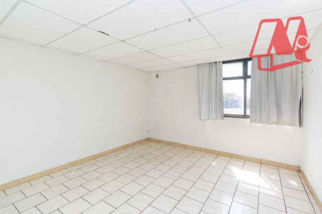 Imagem Loja para Alugar, 612 m² em Navegantes - Porto Alegre