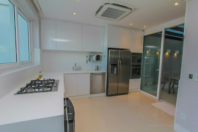 Imagem Cobertura com 4 Quartos à Venda, 469 m² em Centro - Balneário Camboriú Imagem Cobertura com 4 Quartos à Venda, 469 m² em Centro - Balneário Camboriú
