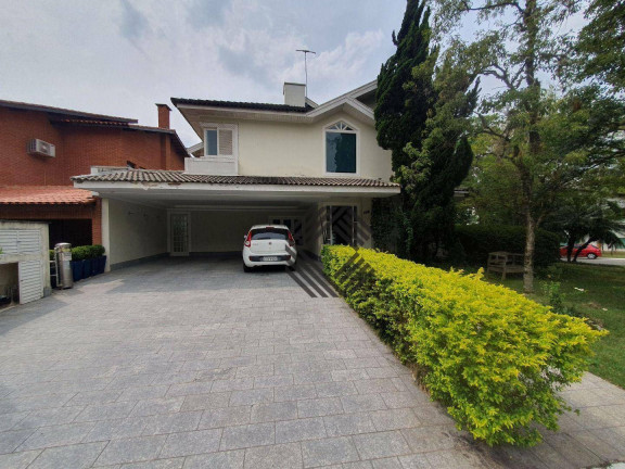 Sobrado com 4 Quartos para Alugar, 328 m² em Residencial Tres (alphaville) - Santana De Parnaíba