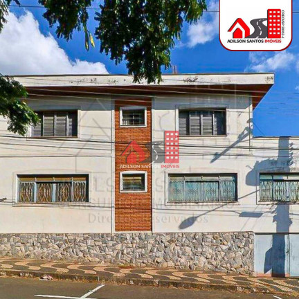 Imagem Sobrado com 4 Quartos à Venda, 261 m² em Centro - Pirassununga Imagem Sobrado com 4 Quartos à Venda, 261 m² em Centro - Pirassununga