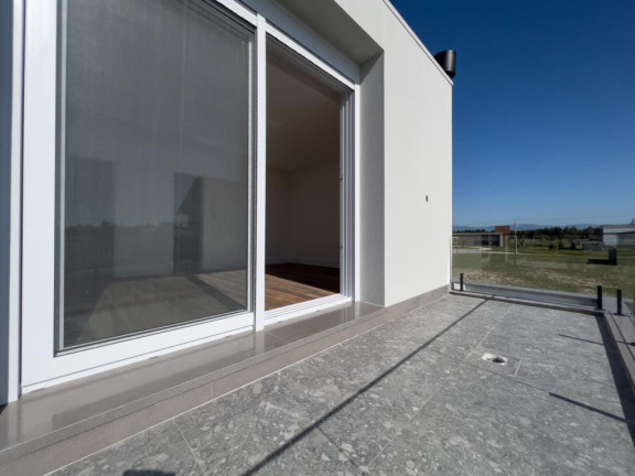 Imagem Casa com 3 Quartos à Venda, 203 m² em -- - Curumim Imagem Casa com 3 Quartos à Venda, 203 m² em -- - Curumim