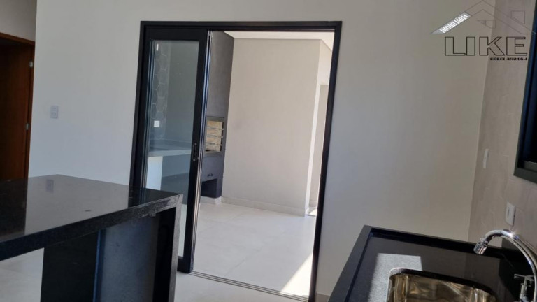 Casa com 3 Quartos à Venda,  em Vila Paraíso - Caçapava