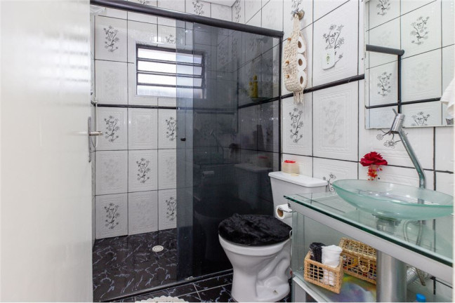 Imagem Casa com 3 Quartos à Venda, 170 m² em Jardim Das Imbuias - São Paulo Imagem Casa com 3 Quartos à Venda, 170 m² em Jardim Das Imbuias - São Paulo