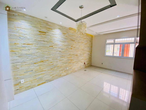 Imagem Casa de Condomínio com 3 Quartos à Venda, 117 m²