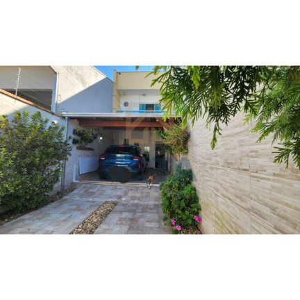 Imagem Sobrado com 2 Quartos à Venda, 60 m² em Centro - Camboriú Imagem Sobrado com 2 Quartos à Venda, 60 m² em Centro - Camboriú