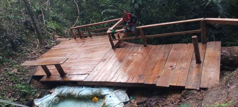 Imagem Terreno à Venda, 250 m² em Presidente Figueiredo Imagem Terreno à Venda, 250 m² em Presidente Figueiredo