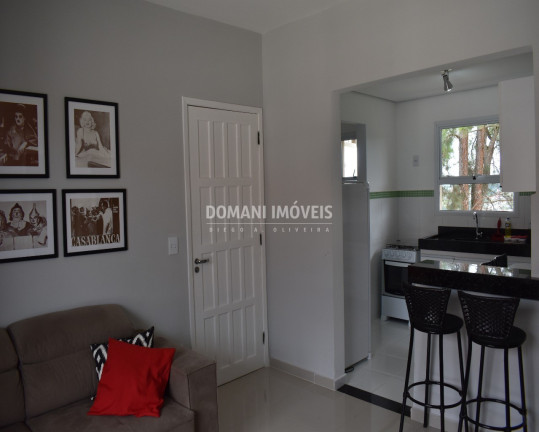 Imagem Imóvel com 2 Quartos à Venda, 55 m² em Região Da Abernéssia - Campos Do Jordão