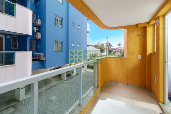 Imagem Apartamento com 2 Quartos à Venda, 70 m² em Bombas - Bombinhas