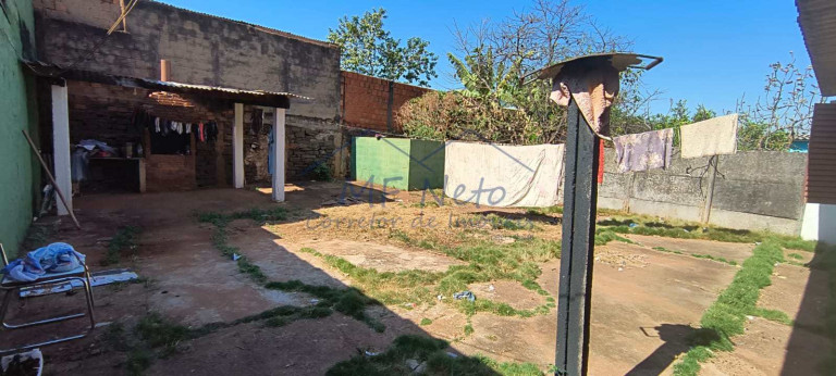 Imagem Casa com 3 Quartos à Venda, 252 m² em Vila Esperança - Pirassununga Imagem Casa com 3 Quartos à Venda, 252 m² em Vila Esperança - Pirassununga