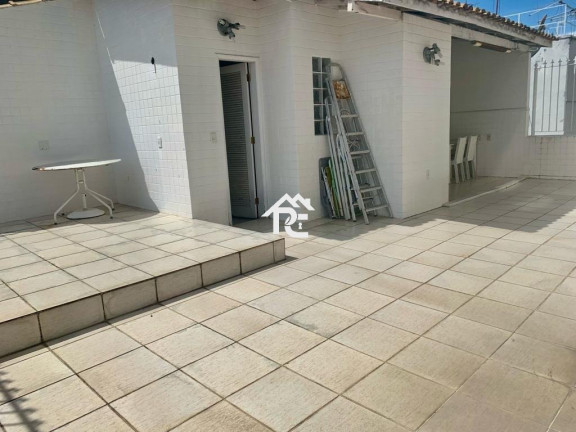 Imagem Cobertura com 3 Quartos à Venda, 245 m² em Icaraí - Niterói