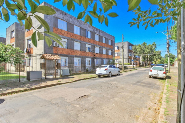 Imagem Imóvel com 3 Quartos à Venda, 65 m² em Cavalhada - Porto Alegre