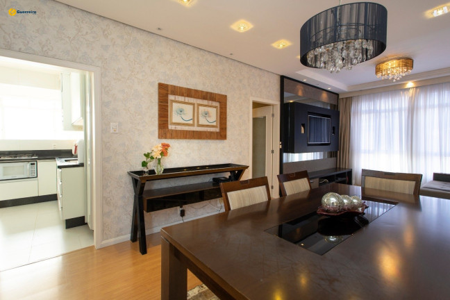 Imagem Apartamento com 3 Quartos à Venda, 104 m² em Centro - Florianópolis