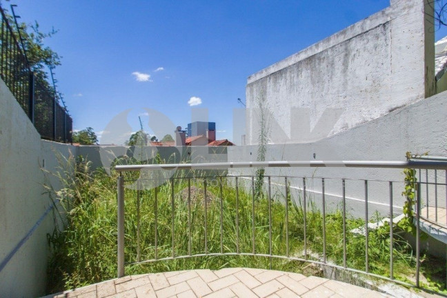 Imagem Casa com 3 Quartos à Venda, 297 m² em Jardim Itu - Porto Alegre Imagem Casa com 3 Quartos à Venda, 297 m² em Jardim Itu - Porto Alegre