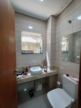 Imagem Sobrado com 3 Quartos à Venda, 200 m² em Jardim Quaresmeira - Suzano Imagem Sobrado com 3 Quartos à Venda, 200 m² em Jardim Quaresmeira - Suzano