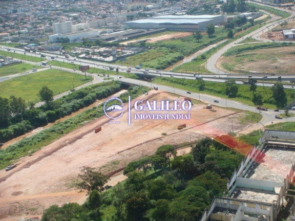 Terreno à Venda, 4.406 m² em Engordadouro - Jundiaí
