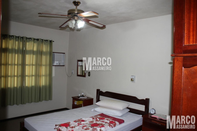Imagem Casa com 3 Quartos à Venda, 280 m² em Centro - Balneário Barra Do Sul Imagem Casa com 3 Quartos à Venda, 280 m² em Centro - Balneário Barra Do Sul