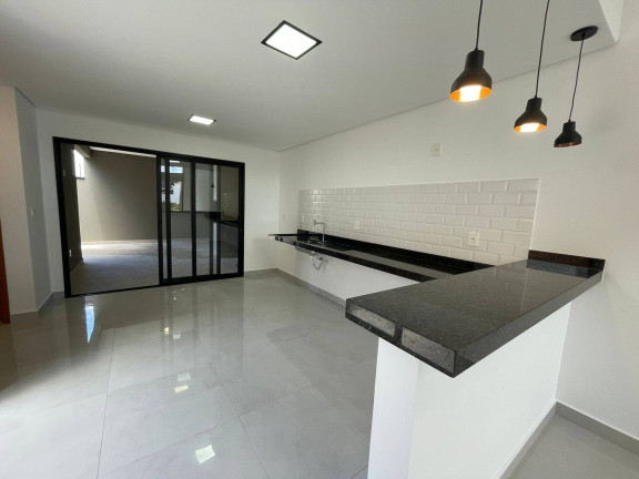 Imagem Casa de Condomínio com 3 Quartos à Venda, em Horto Florestal - Sorocaba Imagem Casa de Condomínio com 3 Quartos à Venda, em Horto Florestal - Sorocaba