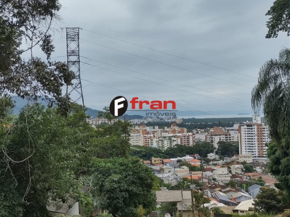 Imagem Imóvel à Venda, 530 m² em Córrego Grande - Florianópolis Imagem Imóvel à Venda, 530 m² em Córrego Grande - Florianópolis