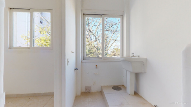 Imagem Imóvel com 2 Quartos à Venda, 74 m² em Petrópolis - Porto Alegre