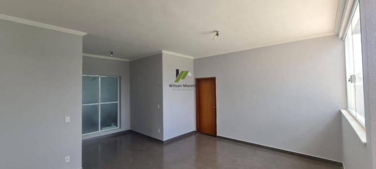 Imagem Casa com 5 Quartos à Venda, 320 m²