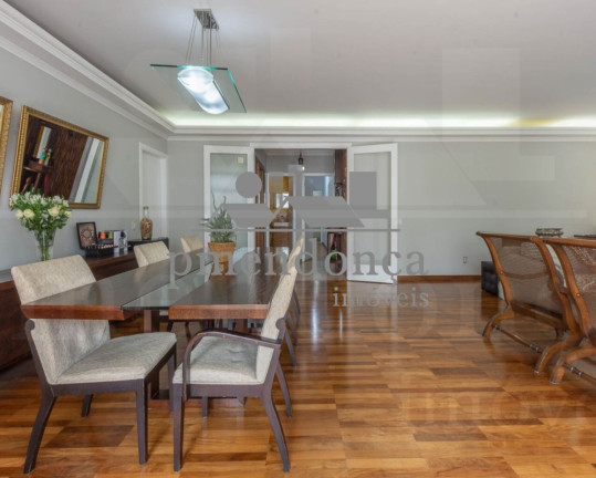 Imagem Apartamento com 3 Quartos à Venda, 230 m² em Higienópolis - São Paulo Imagem Apartamento com 3 Quartos à Venda, 230 m² em Higienópolis - São Paulo