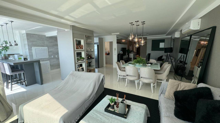 Imagem Apartamento com 4 Quartos à Venda, 185 m² em Meia Praia - Itapema Imagem Apartamento com 4 Quartos à Venda, 185 m² em Meia Praia - Itapema
