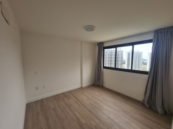 Imagem Imóvel com 4 Quartos à Venda, 124 m² em Barra Da Tijuca - Rio De Janeiro