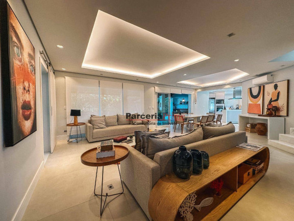 Imagem Casa com 5 Quartos à Venda, 401 m² em Riviera Módulo 19 - Bertioga Imagem Casa com 5 Quartos à Venda, 401 m² em Riviera Módulo 19 - Bertioga