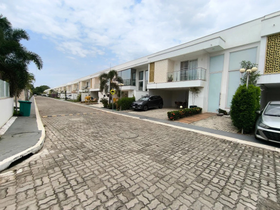 Imagem Casa de Condomínio com 4 Quartos à Venda, 204 m² em Santa Genoveva - Goiania