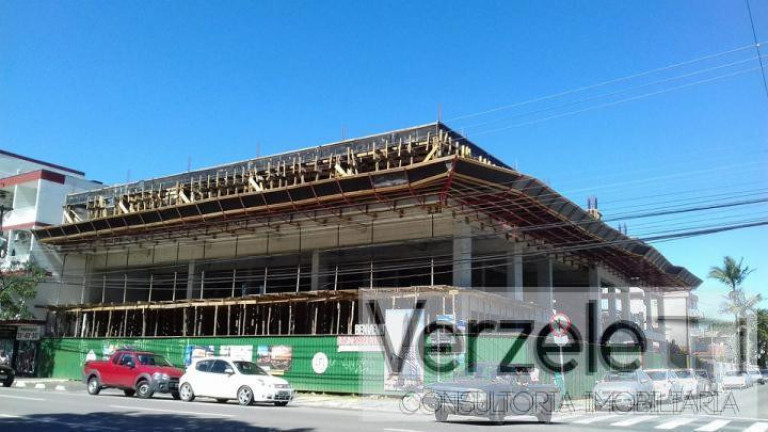 Imóvel Comercial à Venda, 61 m² em Centro - Balneário Camboriú