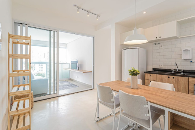 Apartamento com 2 Quartos para Alugar, 59 m² em Vila Madalena - São Paulo